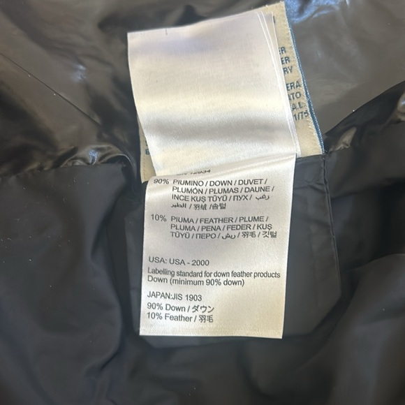 Moncler Size 4 quilted down jacket - Picture 11 of 16